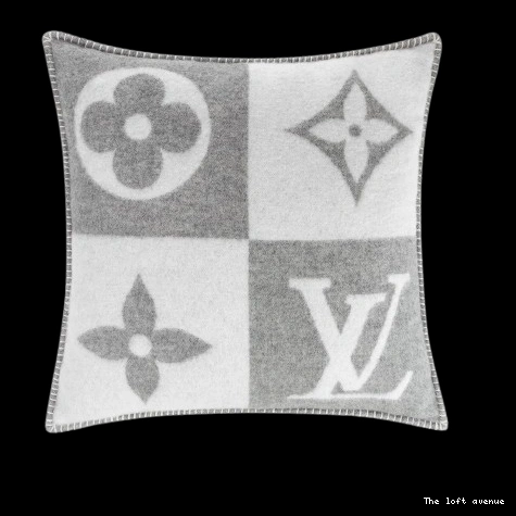 LV THROW CHECKMATE CUSTOM WOOL PILLOW 0815